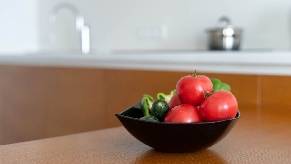 Keep a Seasonal Fruit Bowl on Display